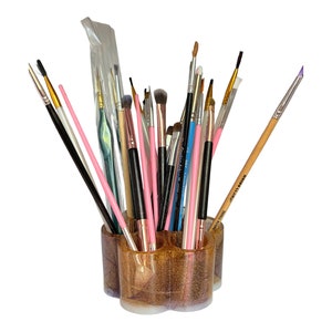 Makeup Brush Holder image 7