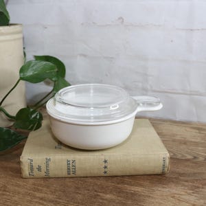Corning Ware Grab-it P-150-B with Pyrex Lid P-150-C Set of 2