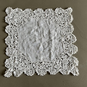 Antique Honiton Lace - Etsy