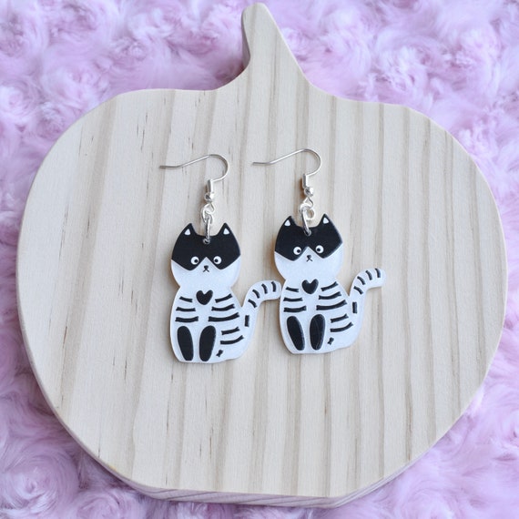 Black and White Cats in Pink Heart Earrings Black and White Cats in Pink Heart Earrings