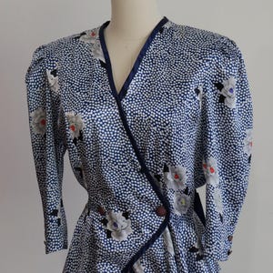 Vintage 1980s Satin Peplum Blouse w/ Puff Sleeves Size 11/12 (Fits Small)