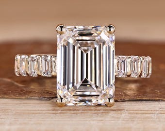 Emerald Diamond Engagement Ring with Side Accent Diamond in Bar Setting, 5 - 10 ct IGI Certified Diamond Wedding Ring for Her, Handmade Ring