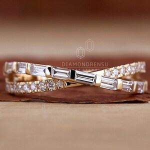 Lab Grown Diamond Crossover Band, 0.68 TW Baguette and Round Cut Diamond Band, Infinity Style Wedding Band, Stackable Band, Anniversary Gift