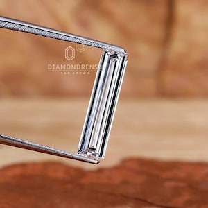 Langer Diamant im Baguetteschliff von 0,76 ct, Diamant im Baguetteschliff, kundenspezifischer Verlobungsring, F / VS-Diamant
