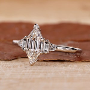 Elongated Hexagon Engagement Ring for Women, IGI Certified 1 Ct Lab