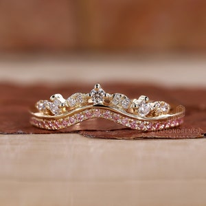 ピンクダイヤモンドのカーブド結婚指輪、婚約指輪、女性用ティアラ結婚指輪、ラボグロウンダイヤモンドバンド、Diamondrensuのハンドメイドリング