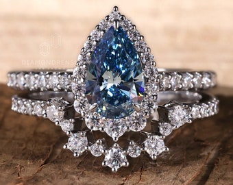 1.03 CT Blue Pear Cut Lab Grown Diamond Ring, Matching Curved Band, Diamond Bridal Set, Wedding Set for Her, Blue Diamond Engagement Ring