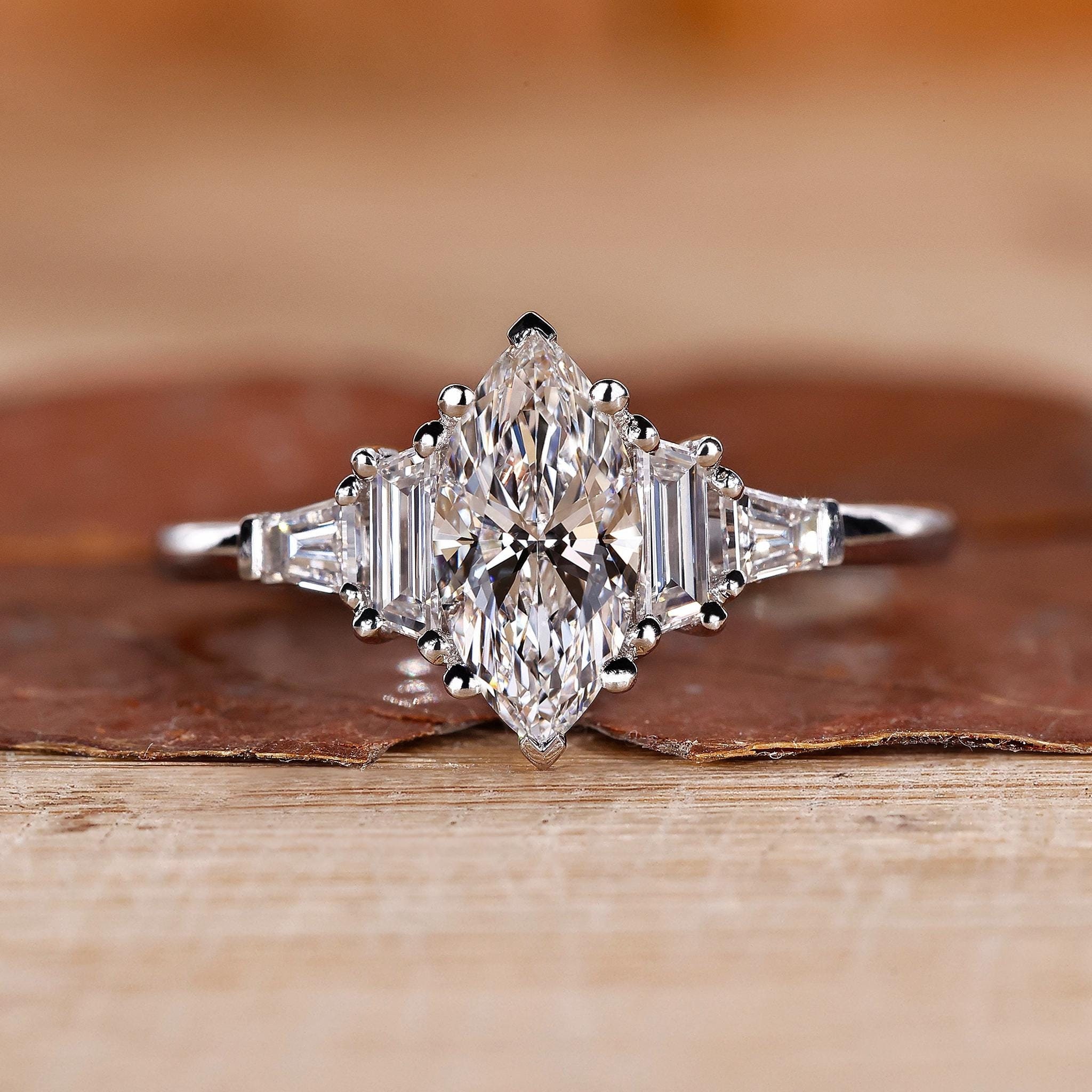 Bague de fiançailles diamant taille marquise 5 pierres, trapèze latéral et diamant baguette, alliance avec diamants cultivés en laboratoire, bague d'anniversaire pour elle