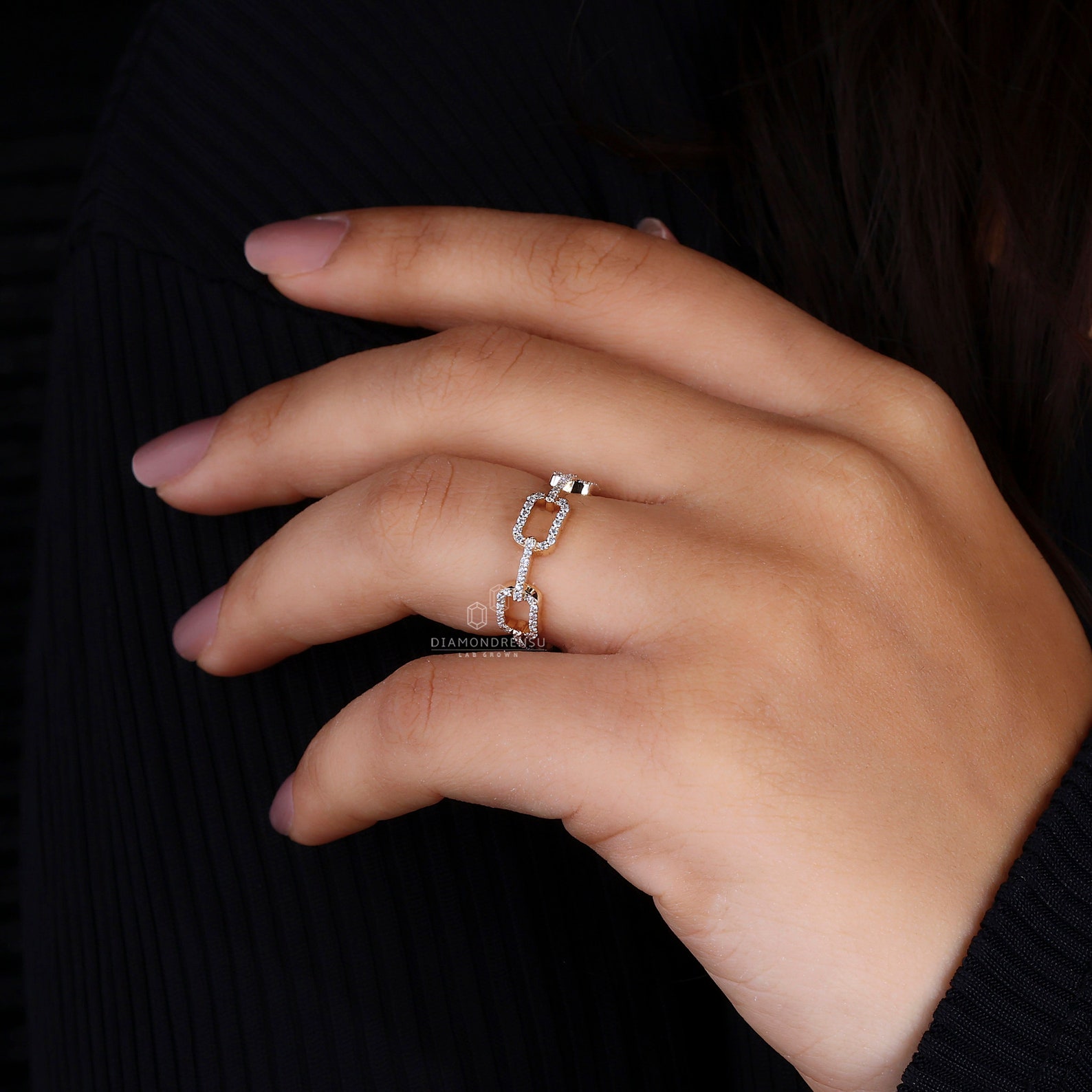 Lab Grown Diamond Chain Link Ring, 0.37 TW Round Cut Lab Created ...