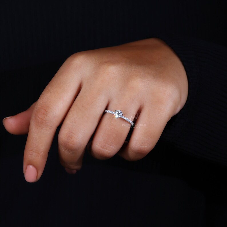 Handcrafted Ring Perfect for Women - Frontal Hand Display