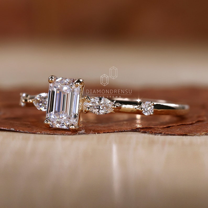 emerald cut diamond ring