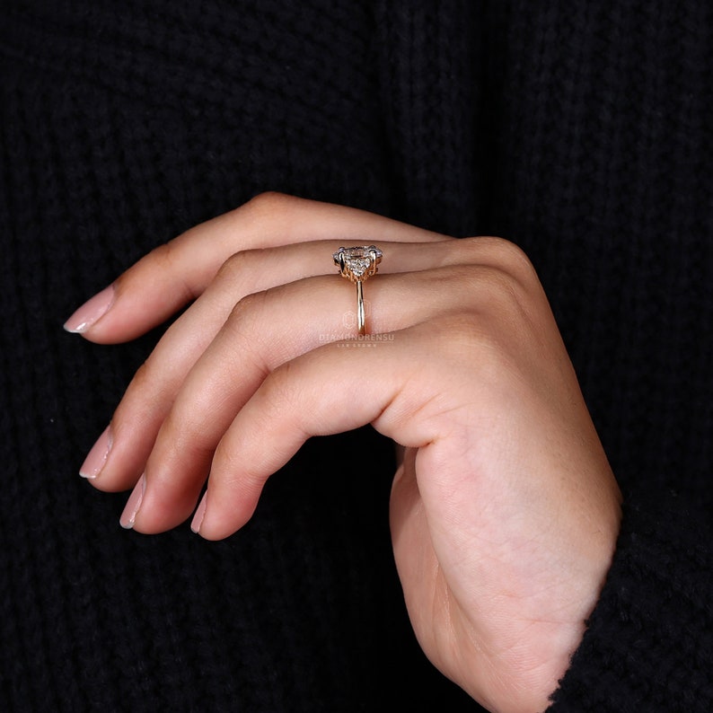 custom engagement ring