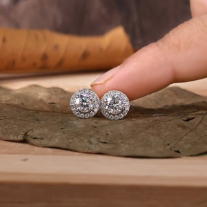 diamond studs for women