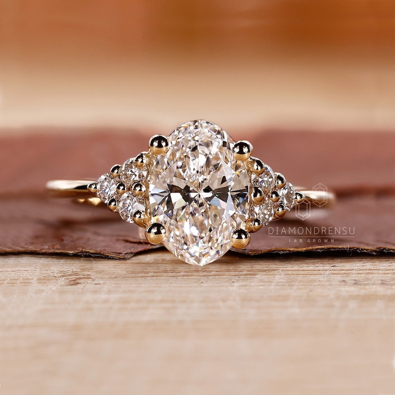 Oval Diamond Ring