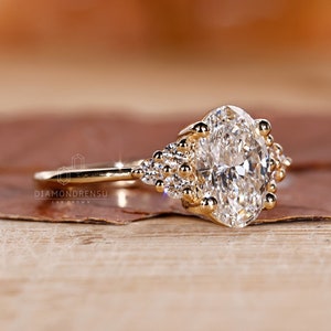 lab grown diamond engagement ring
