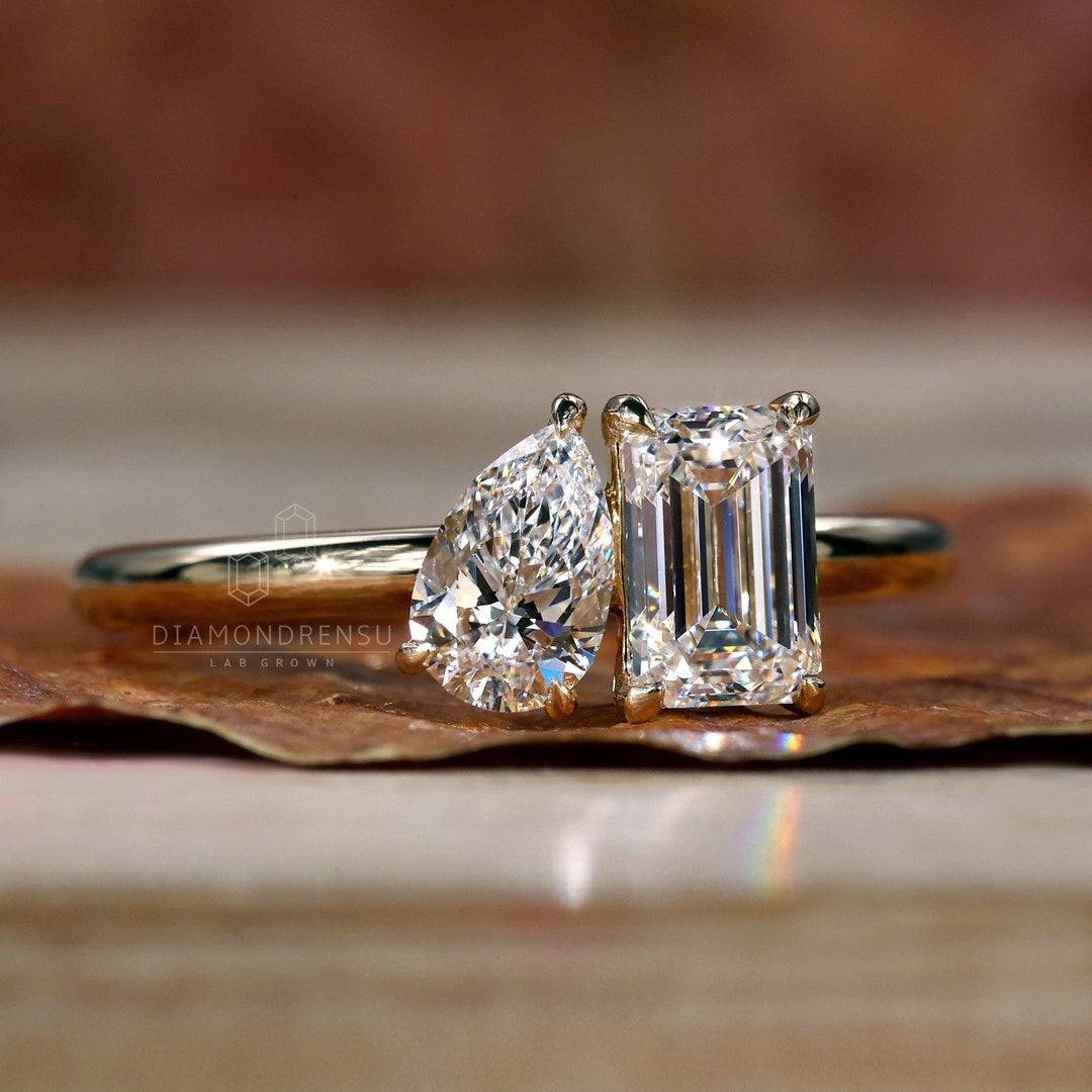 1.59 TW Emerald and Pear Cut Lab Grown Diamond Ring, Toi Et Moi ...