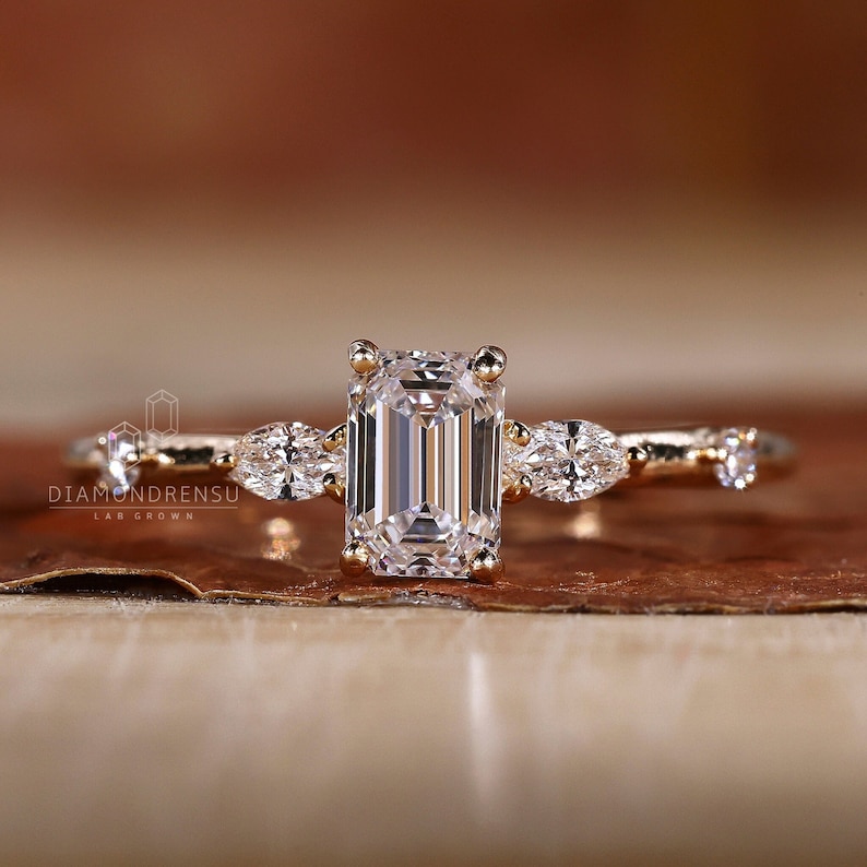 emerald lab grown diamond ring