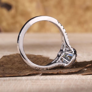 oval cut blue diamond ring