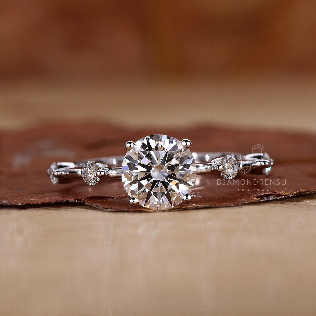 IGI Certified Lab Grown Diamond Round Engagement Ring, 1 Carat Diamond ...