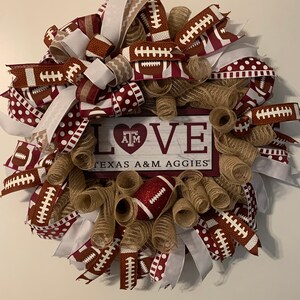Texas A&M University Wreath, College Football Home decor, Love Texas Aggies Door Hanger, Maroon and White Gig&#39;em deco mesh Wreath, Grad gift