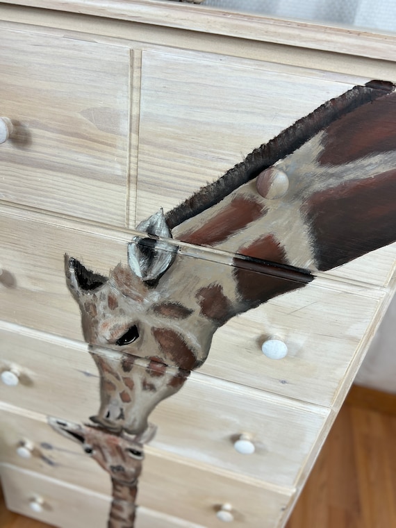 piek Mevrouw kust Custom Hand Painted Dresser Giraffe Bureau White Wash Wood - Etsy