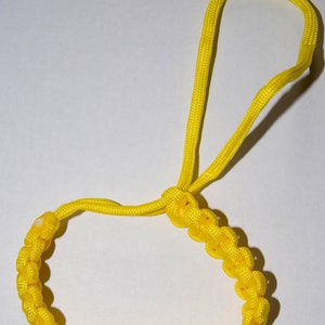 Paracord camera wrist strap
