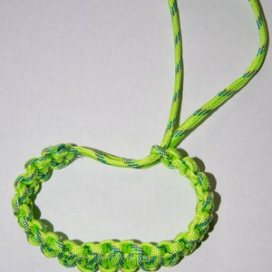 Paracord camera wrist strap