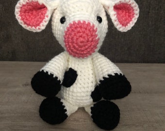Mini Cow Amigurumi
