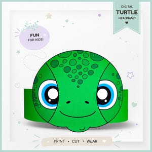 Peut inclure: Un serre-tête tortue numérique représentant un visage de tortue vert vif avec de grands yeux bleus et blancs. Le design inclut le texte DIGITAL TURTLE HEADBAND, FUN FOR KIDS!, et PRINT • CUT • WEAR. Le graphique est sur un fond blanc.