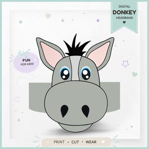 Op de afbeelding: Een digitale ezel-hoofdband knutseltemplate met een grijs ezelgezicht, zwart haar, grote ogen en roze gevoerde oren. Het ontwerp bevat de tekst DIGITAL DONKEY HEADBAND, FUN FOR KIDS! en PRINT • CUT • WEAR op een lichte achtergrond.