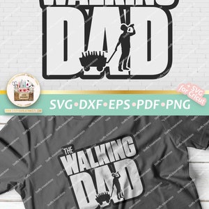 Op de afbeelding: Een zwart-wit grafisch ontwerp met de tekst "The Walking Dad" in een vet lettertype. De afbeelding toont een silhouet van een persoon die een kar duwt met een koelbox vol drankjes.
