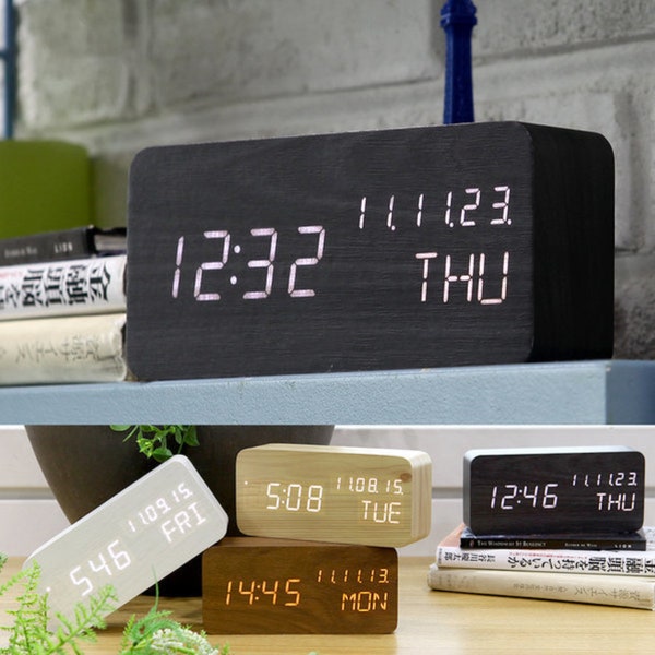 Clock Wood Digital Alarm Desk Time, Date(MM / DD / YY), Day of The Week, Temperature, Nightlight Large Display Portable