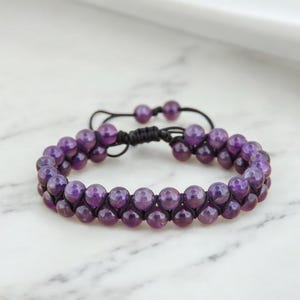 Pulsera de cuentas de amatista, brazalete trenzado morado, pulsera de macramé boho, joyería con piedras preciosas, pulsera de amatista hecha a mano, regalo de Navidad
