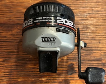 Vintage 70s Brunswick Zebco 700 Spincasting Reel With Box, Copper