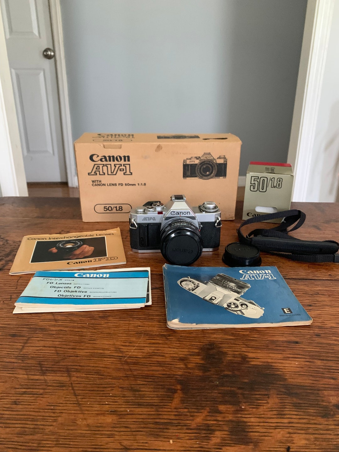 MINT* SERVICED Canon AV-1 Camera FD 50mm 1.8 S.C. Lens Chrome 35mm