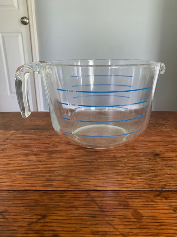 When It Comes to the Pyrex Measuring Cup, Bigger Is Better