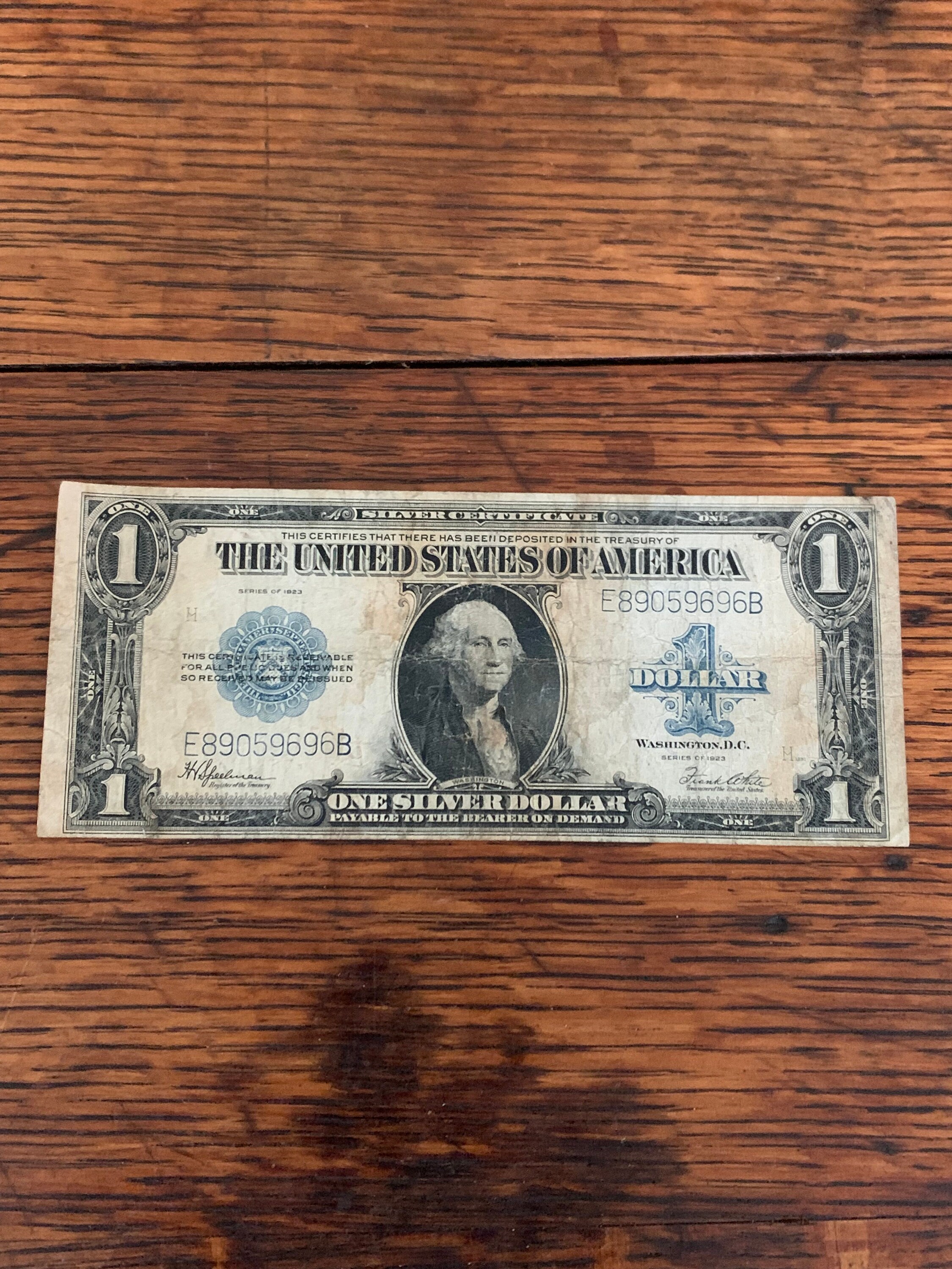 1 Dollar 