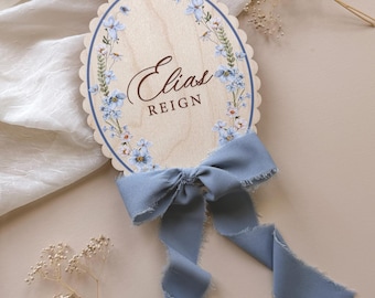 Personalized Baby Announcement Name Sign with Ribbon Bow, Wildflower Wreath, Hospital Newborn Photo Prop, Nursery Decor, Baby Shower Gift