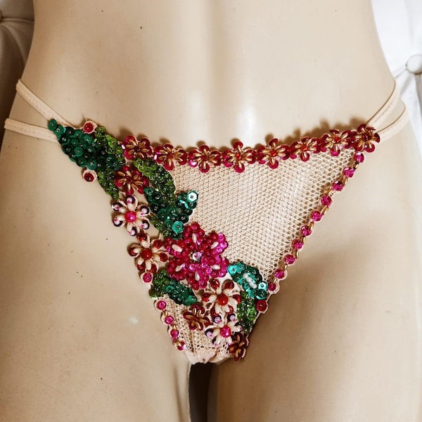 String sexy fait mains parsemé de paillette et perles Lingerie Erotic Burlesque