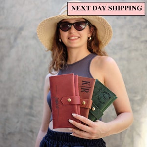 Regalo para mamá, billetera delgada de cuero para mujer, regalo de aniversario para ella, pequeño bolso de mano personalizado, billetera minimalista de cuero, regalo para mamá, regalos de Navidad