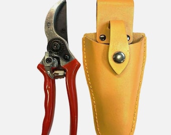Spear & Jackson Bypass Garden Secateurs (2222BS) with PU Leather holster