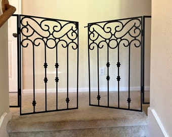 Puerta de escalera de hierro forjado personalizada