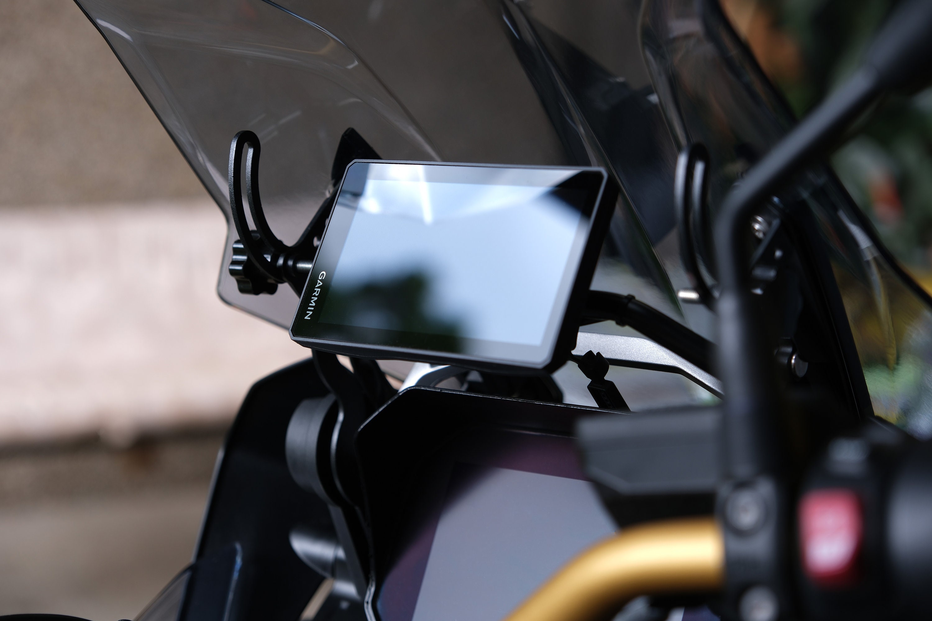 Adapter Mount Plate For Garmin Zumo XT & XT2 – Model #384 – Black – Mount Cell Phone Or Other Device