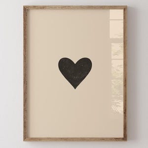 Minimalist Heart Beige and Black Downloadable Print, modern room decor. Neutral aesthetic printable wall art for bedroom or living room, minimalist digital poster. Includes printing guide