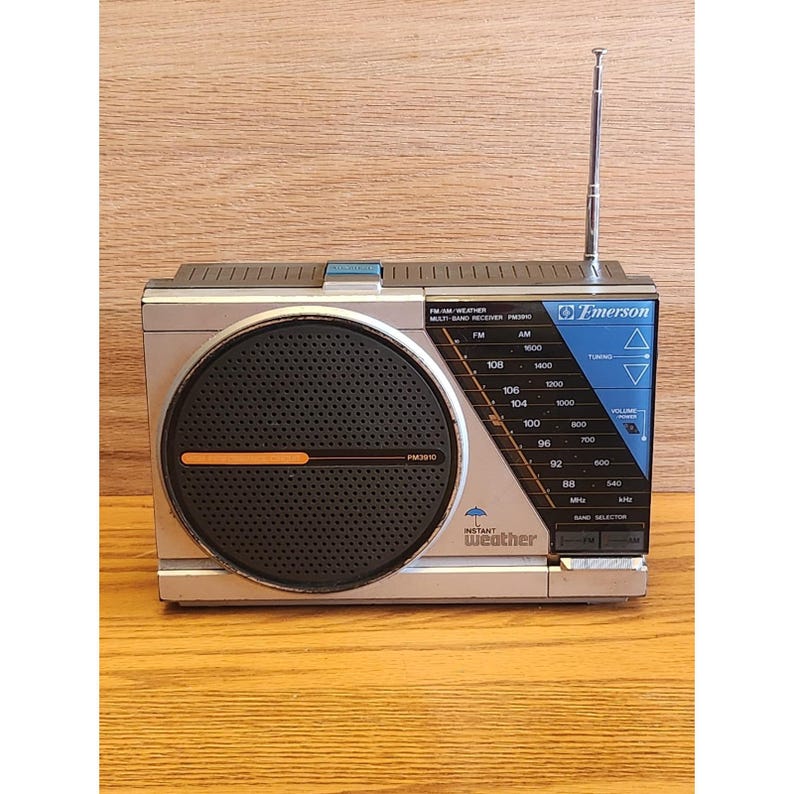 Vintage Emerson PM3910 AM FM Weatherband Portable Radio image 1