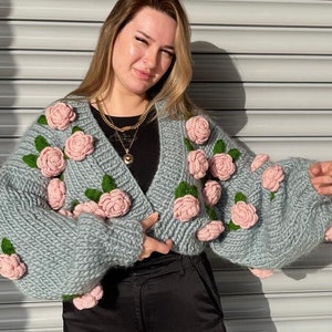 Pink Roses Cardigan , Chunky Cropped Cardigan For Woman , White Sweater With Pink flowers , Unique gift for women , Vintage Roses