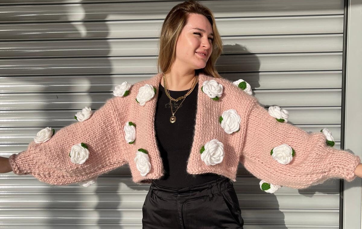Handmade Chunky Knit Cropped Cardigan With White Roses - Etsy