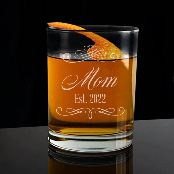 Mom Whiskey Glass, Family Whiskey Glasses, Mother's Day Whiskey Glass, Gifts for Grandma, Family Whiskey Glass, Mother Whiskey Glasses