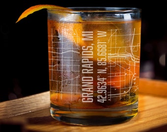 Grand Rapids Map Whiskey Glass, Grand Rapids Map Glasses, City Map Whiskey Glass, City Whiskey Glass, City Map Glasses