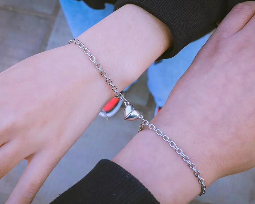 Magnetic Couple Bracelets with Heart Black Pink